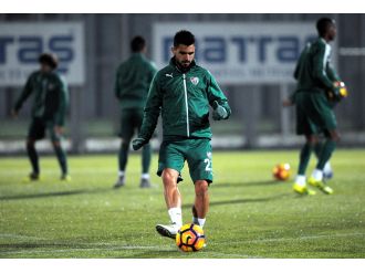 Bursaspor, Galatasaray’a bileniyor