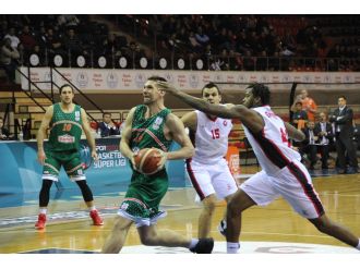 Banvit deplasmanda kayıp