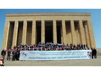 Trabzonspor heyeti Anıtkabir’de