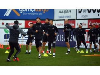 Beşiktaş 3 eksikle çalıştı