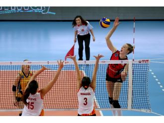 VakıfBank 7’de 7 yaptı