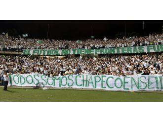 Chapecoense oyuncuları törenlerle anıldı