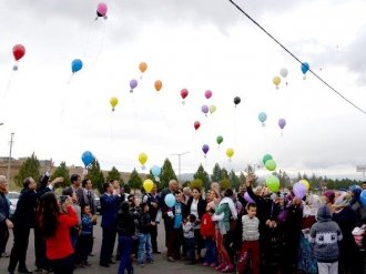 Engelliler umuda balon bıraktı