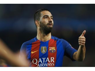 Nou Camp’ta Arda şov