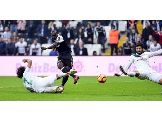 İlk yarıda gol yok