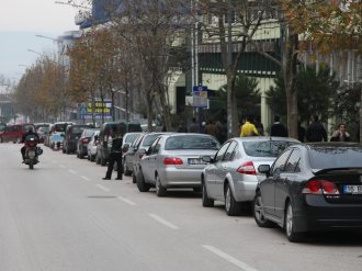 Cumartesi günü birçok caddeye park yasağı getirildi