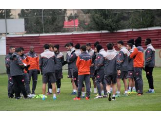 Adanaspor’da Medipol Başakşehir mesaisi sürüyor