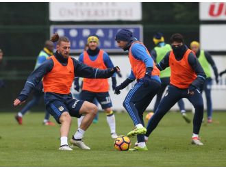 Fenerbahçe, Trabzonspor maçı hazırlıklarına başladı