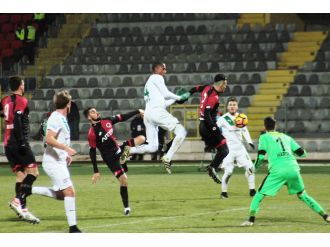 İlk yarıda 2 gol var