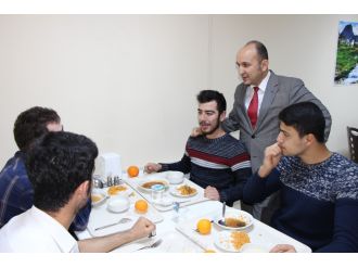 Sigarayı bırakana 1 yıl boyunca yemek bedava