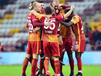 Galatasaray, 16. haftalarda 3. sıraya abone