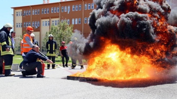 Kahramanmaraş'ta yangın ve kurtarma tatbikatı