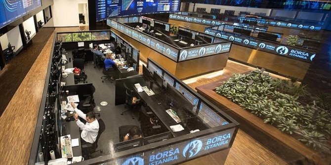 BORSA GÜNÜ 92.000 PUANIN ÜZERİNDE TAMAMLADI