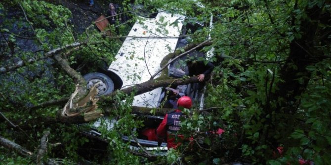 ZONGULDAK’TA Kİ FECİ KAZADA: 5 ÖLÜ, 8 YARALI