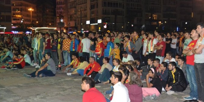 GÖZTEPE’YE İZMİR’DEN DESTEK