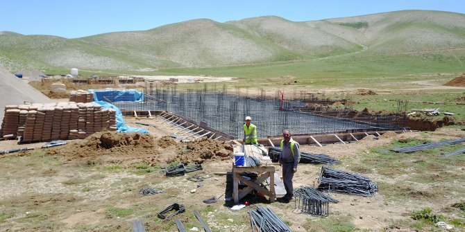 YEDİKUYULAR KAYAK MERKEZİ ÇALIŞMALARI TÜM HIZIYLA DEVAM EDİYOR