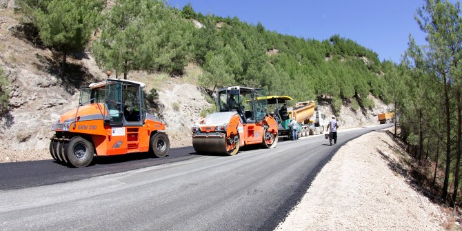 DÖNGELE GRUP YOLUNA SICAK ASFALT