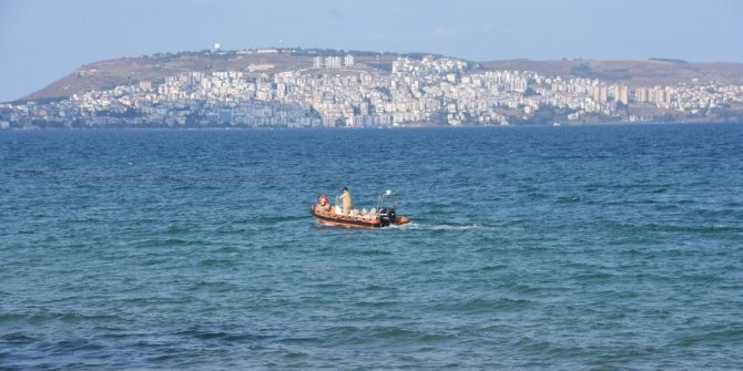 DENİZDE KAYBOLDU SANILIRKEN BALIK TUTUYORMUŞ