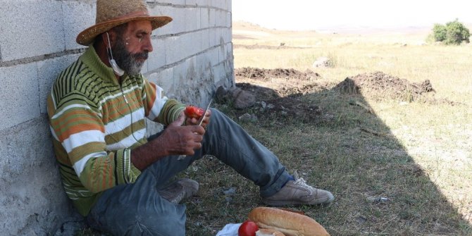 28 YIL SONRA KÖYÜNE DÖNDÜ