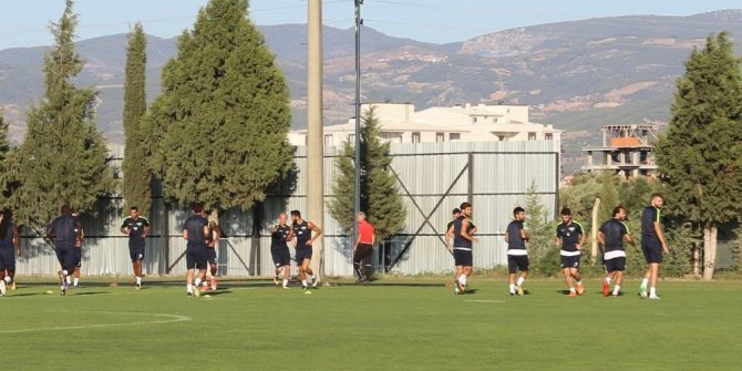 "TÜRK FUTBOLUNUN İLK SORUNU YABANCI SAYISI DEĞİL..."