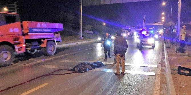 YOLUN KARŞISINA GEÇMEYE ÇALIŞIRKEN CANINDAN OLDU