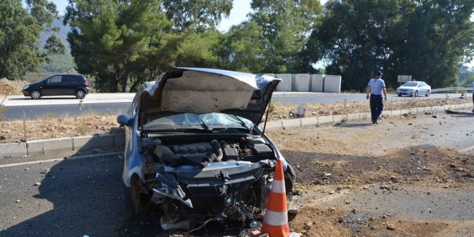 MUĞLA’DA TRAFİK KONTROLÜ YAPAN POLİSE OTOMOBİL ÇARPTI