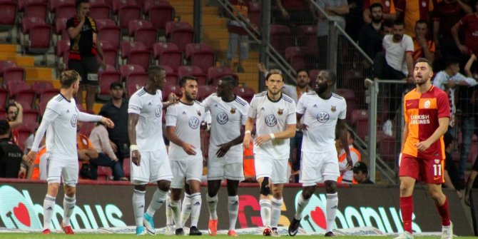 GALATASARAY’I ELEYEN ÖSTERSUNDS GRUP LİDERİ