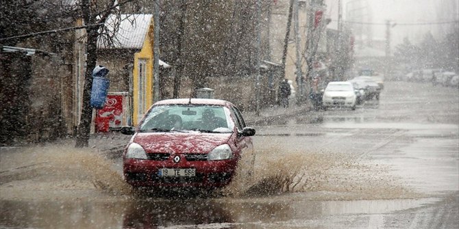 DOĞU ANADOLU'DA SAĞANAK VE KAR YAĞIŞI BEKLENİYOR