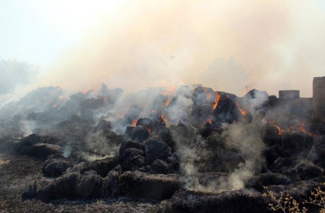 150 TON SAMAN BALYASI KÜL OLDU