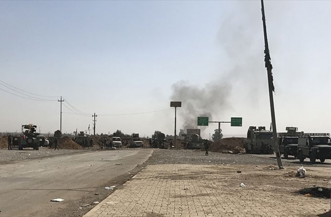 IRAK GÜÇLERİ VE PEŞMERGE ARASINDA ÇATIŞMA ÇIKTI