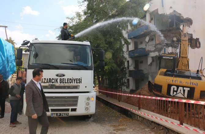 BAŞKAN BOZDAĞ MÜJDEYİ VERDİ, YUKARI PAZARCIK’A BİR HİZMET DAHA