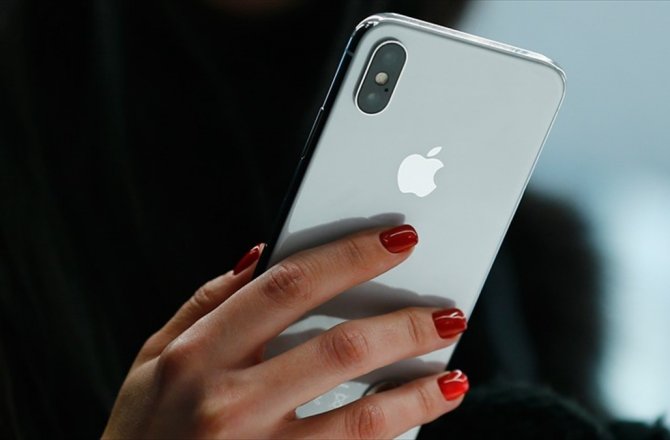 ABD'DE İPHONE X SATIŞI BAŞLADI