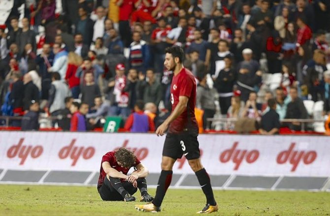 TÜRKİYE HAZIRLIK MAÇINDA ARNAVUTLUK'A KAYBETTİ