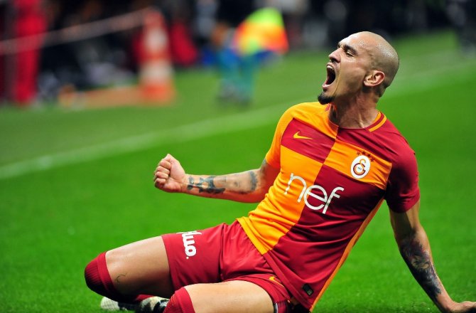 GALATASARAY’DA SARI KART ALARMI