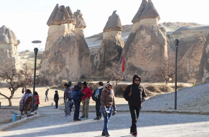 TÜRKİYE’Yİ ZİYARET EDEN YABANCI SAYISI YÜZDE 22 ARTTI