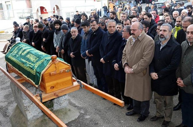 TRT HABER EDİTÖRÜ KESKİNER SON YOLCULUĞUNA UĞURLANDI