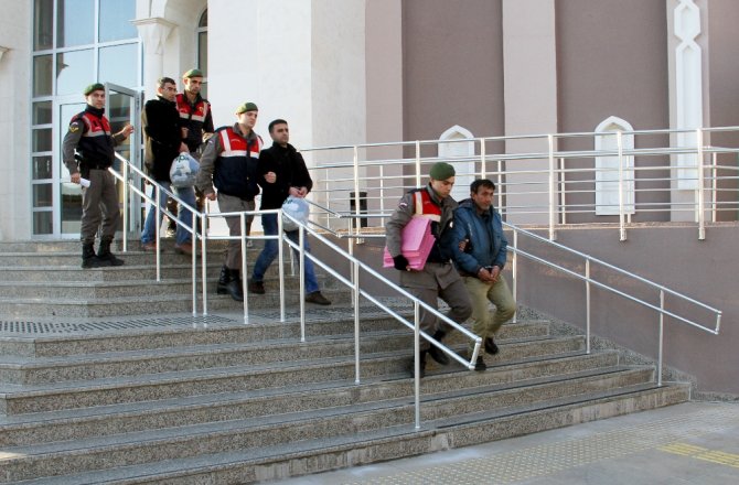 YUNANİSTAN’A KAÇMAYA ÇALIŞAN FETÖ ÜYELERİ YAKALANDI