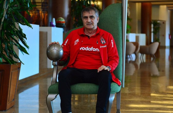 Şenol Güneş onu ’yeni transfer’ olarak değerlendirdi