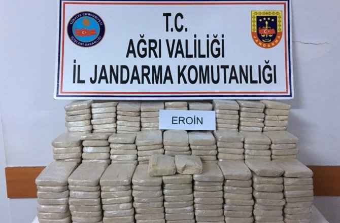 Tam 212 kilogram eroin ele geçirildi