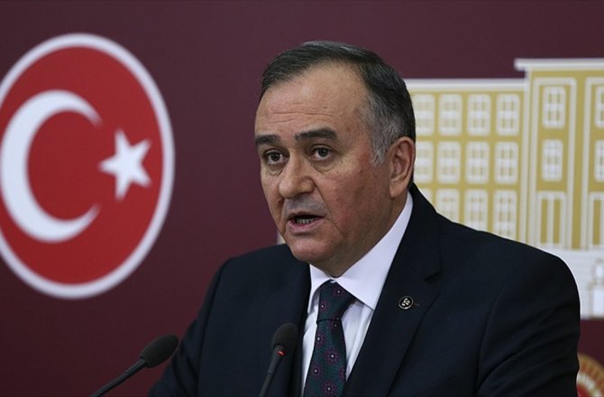 CHP, TÜRKİYE DÜŞMANLARININ TEPE TEPE KULLANDIĞI BİR PARTİ OLMUŞTUR