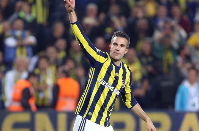 Robin van Persie taraftarlara veda etti