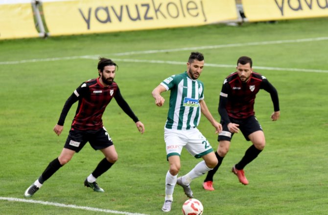 Giresunspor evinde yara aldı