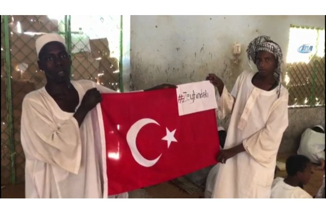 Sudanlı öğrencilerden, Türk askerine dua