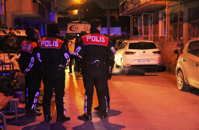 SOKAK ORTASINDA POMPALI DEHŞETİ: 1 ÖLÜ