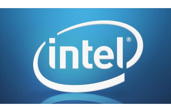 Intel'in dördüncü çeyrek geliri arttı