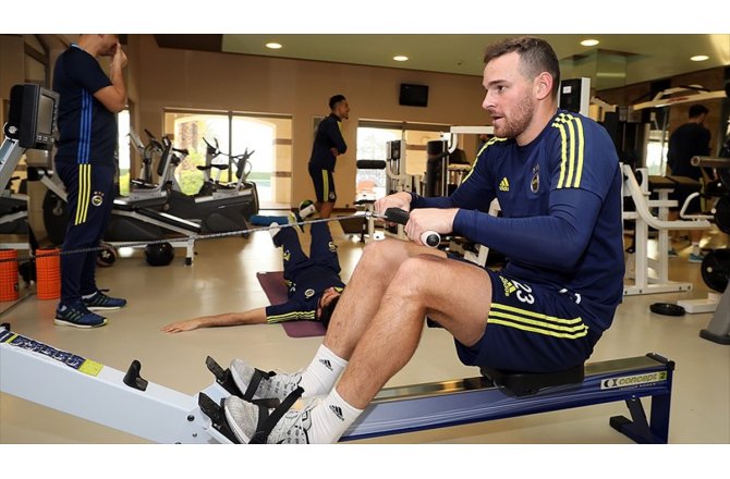 Janssen'den Fenerbahçe'ye kötü haber