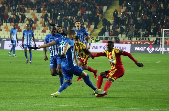 KASIMPAŞA İLE MALATYASPOR PUANLARI PAYLAŞTI