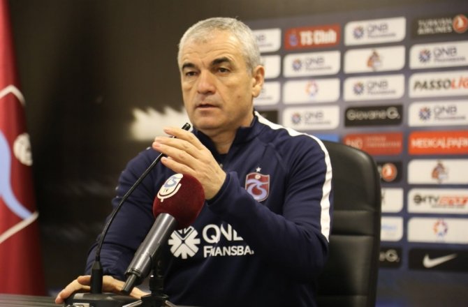 "TRABZONSPOR TARAFTARININ TAKIMINA SAHİP ÇIKMASI GEREKİYOR"