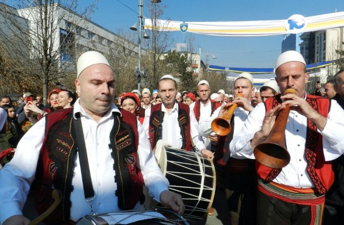 KOSOVA BAĞIMSIZLIĞININ 10. YILINI KUTLADI