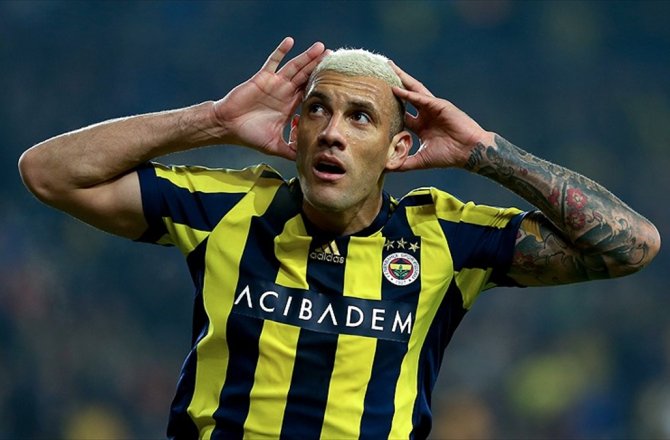 FENERBAHÇELİ FERNANDAO: 3 PUAN İÇİN ELİMİZDEN GELENİN EN İYİSİNİ YAPACAĞIZ